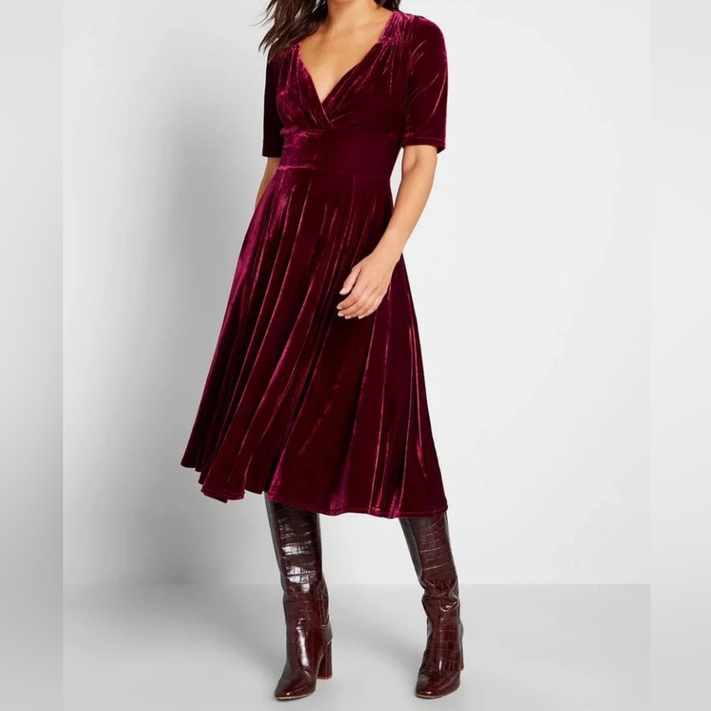 Modcloth x Collectif Velvet Swing Dress Ruched Bodice, Size UK 8 US 4